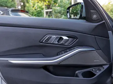 BMW 320e
