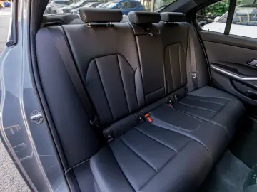 BMW 320e