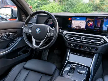 BMW 320e