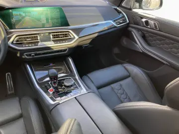 X5 M Comp. MDriversP FondEnt SkyLo B&W Laser AHK
