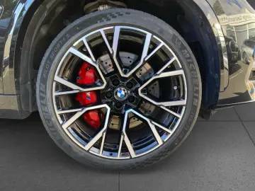 X5 M Comp. MDriversP FondEnt SkyLo B&W Laser AHK