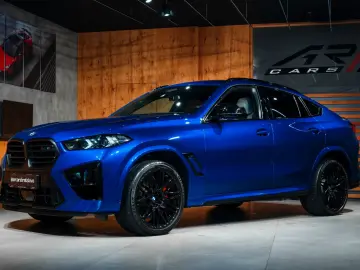 X6 M Competition Massage B&W Carbon