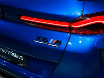 X6 M Competition Massage B&W Carbon