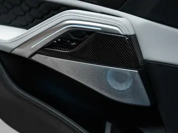 X6 M Competition Massage B&W Carbon