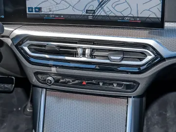 330e xDrive M Sport HUD RFK NAVI Standh. LED LM