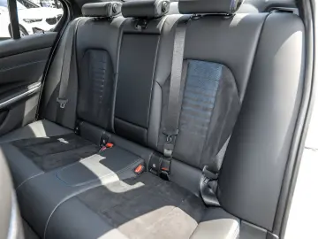 330e Limousine M Sport AHK DA Prof. LED HuD HiFi