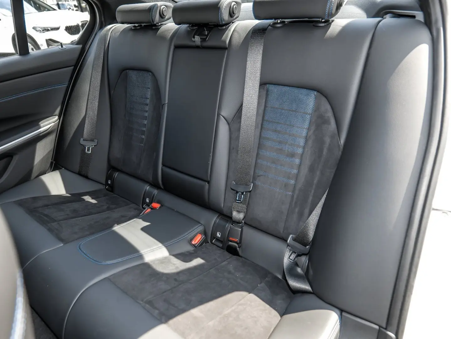 330e Limousine M Sport AHK DA Prof. LED HuD HiFi
