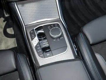 330e Limousine M Sport AHK DA Prof. LED HuD HiFi