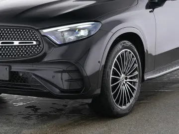 GLC 300 d 4M AMG-PREMIUM AHK PANO 20  NIGHT TRIT