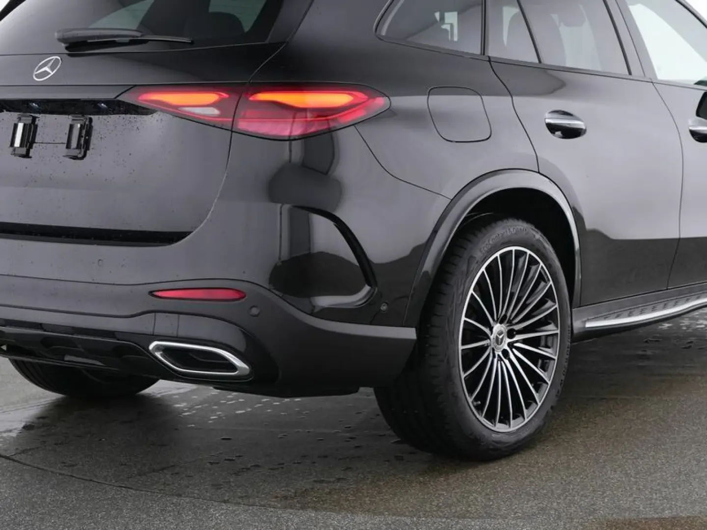 GLC 300 d 4M AMG-PREMIUM AHK PANO 20  NIGHT TRIT