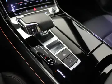 Audi A8 50 TDI quattro tiptronic  Matrice