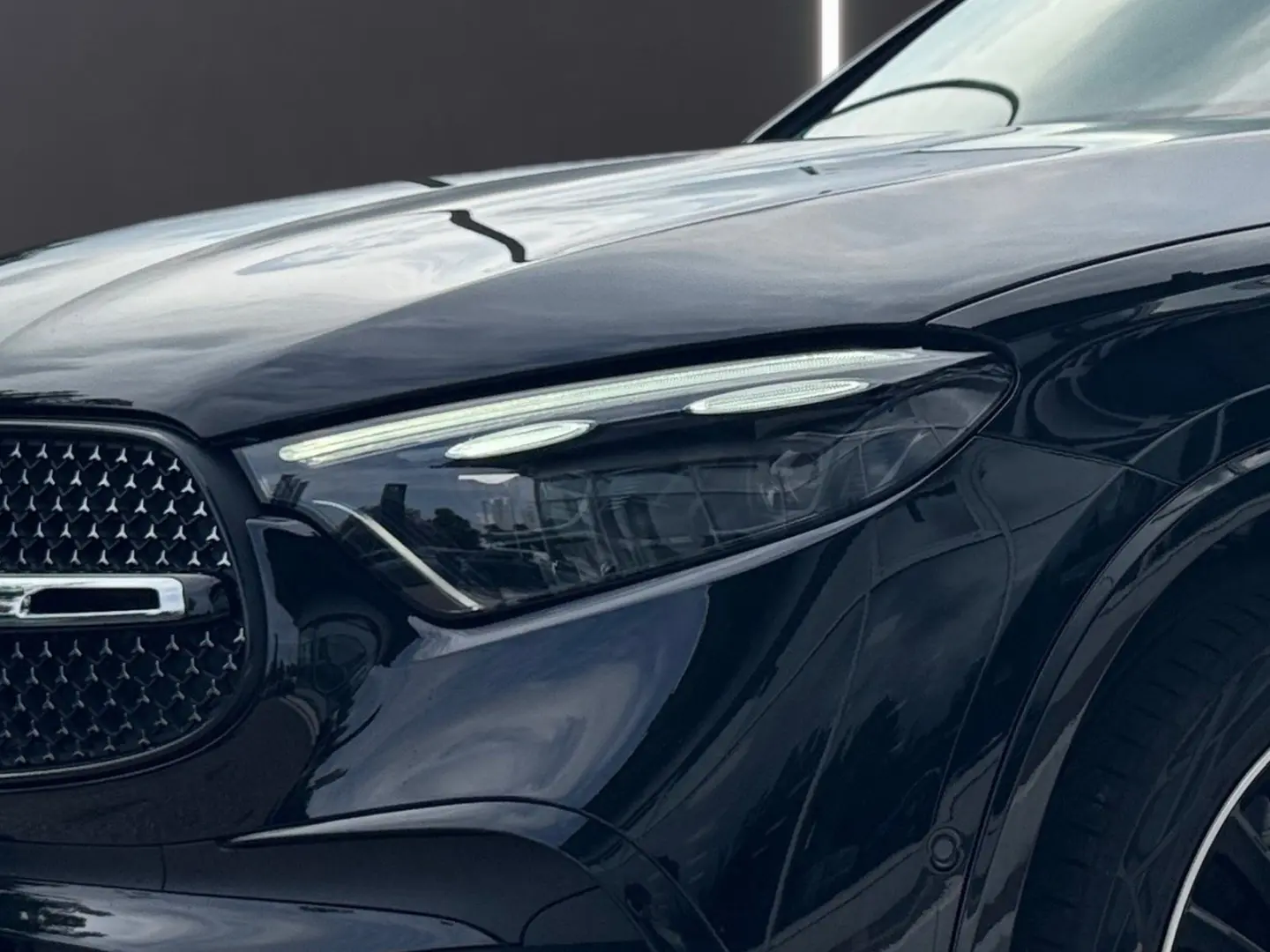 GLC 450 d 4M AMG Plus Airmatic STDHZG AHK Distr