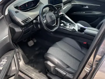 Peugeot 3008 Allure 1.2 PureTech 130 CP EAT8