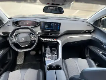 Peugeot 3008 Allure 1.2 PureTech 130 CP EAT8