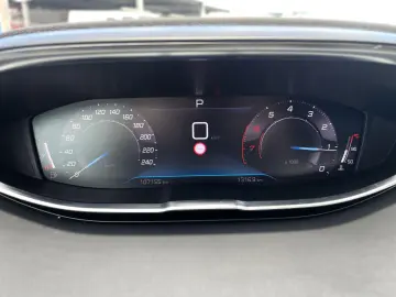 Peugeot 3008 Allure 1.2 PureTech 130 CP EAT8