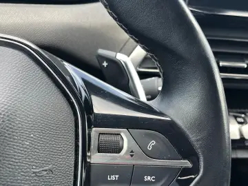 Peugeot 3008 Allure 1.2 PureTech 130 CP EAT8