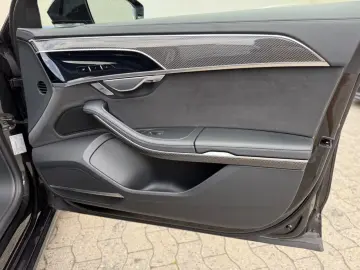 Audi A8 50TDI quattro S-LINE B&O AHK