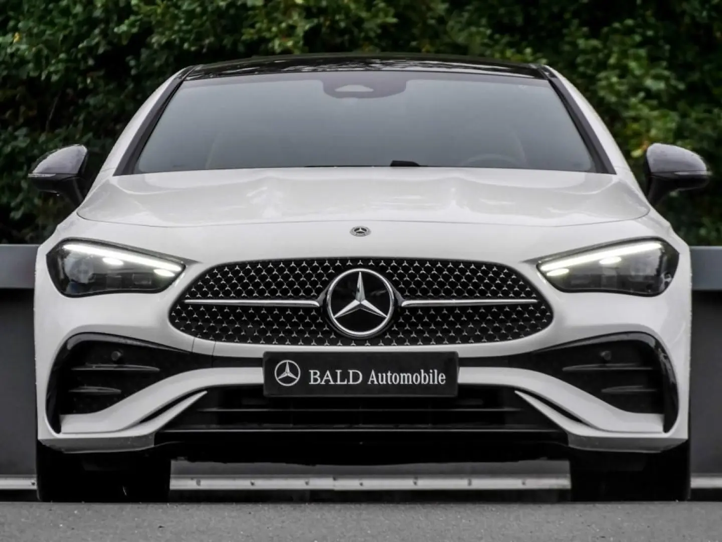 CLE 300 4M Cp AMG-Sport Pano Night HUD Digital
