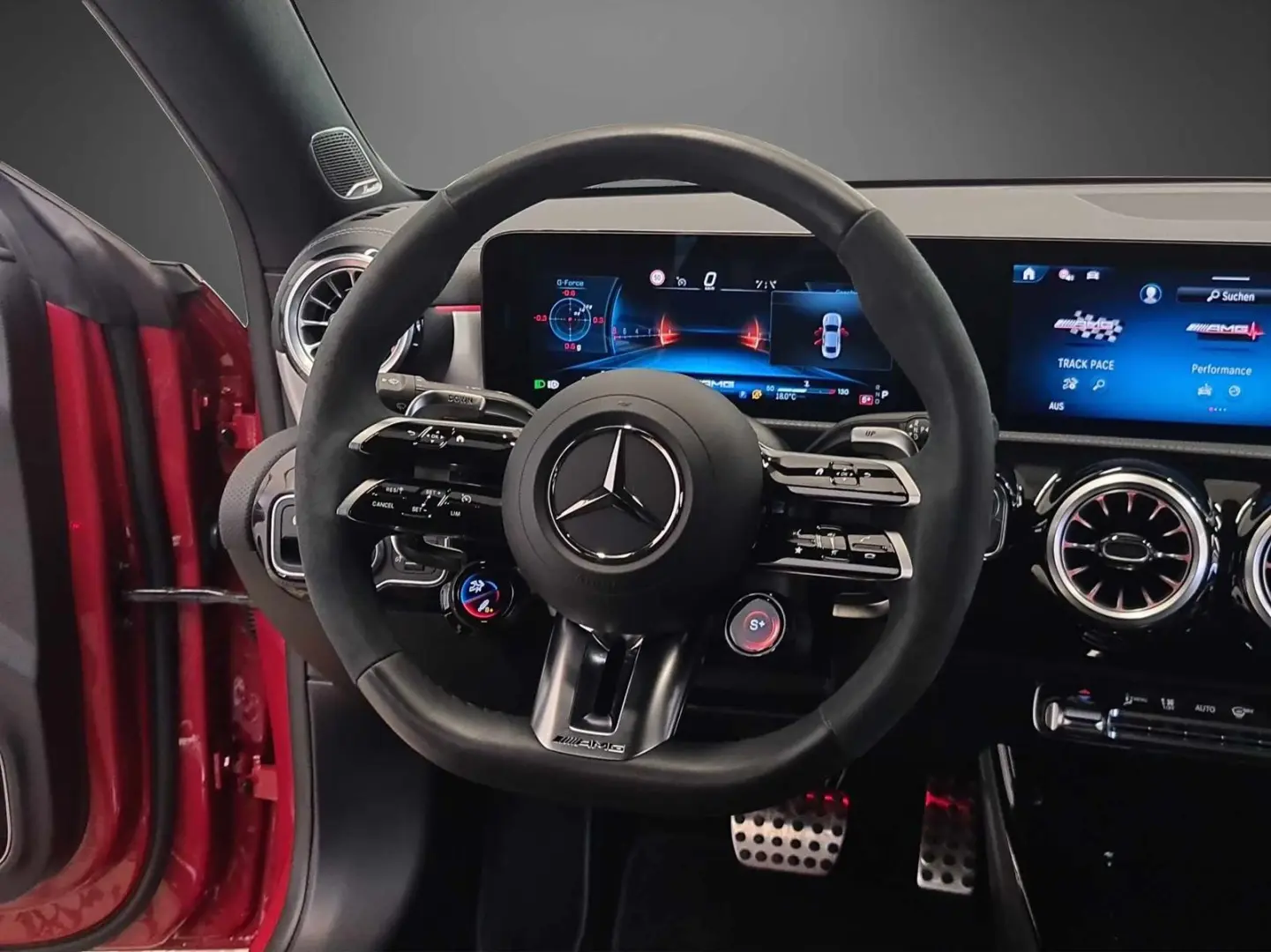 CLA 45 AMG S 4M  RealSound P-Sitze AHK Burmester