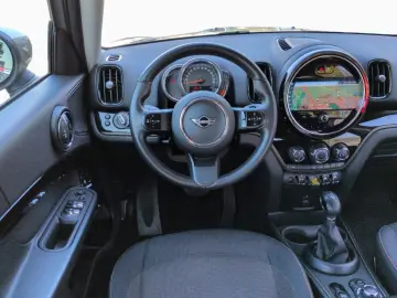 Cooper SE ALL4 Countryman Essantial Trim Nav LED