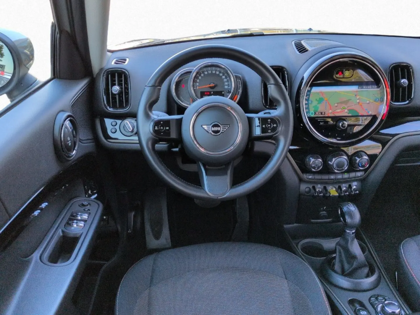 Cooper SE ALL4 Countryman Essantial Trim Nav LED