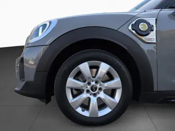 Cooper SE ALL4 Countryman Essantial Trim Nav LED