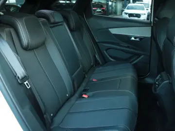 3008 1.6 Hybrid 225 GT Navi  Sitzh.  Klimaau.