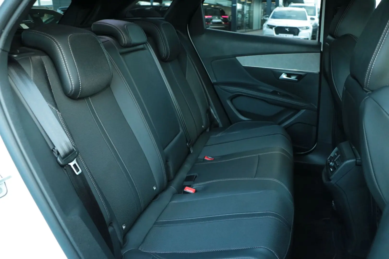 3008 1.6 Hybrid 225 GT Navi  Sitzh.  Klimaau.