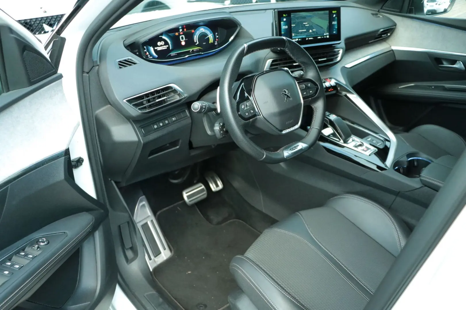 3008 1.6 Hybrid 225 GT Navi  Sitzh.  Klimaau.
