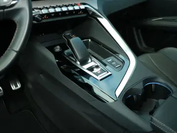 3008 1.6 Hybrid 225 GT Navi  Sitzh.  Klimaau.