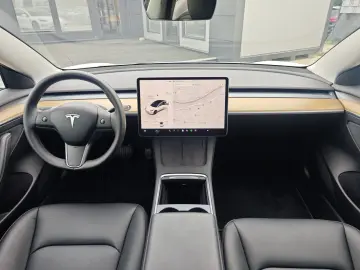 Model 3 RWD BASIS  Autopilot 360  Pano