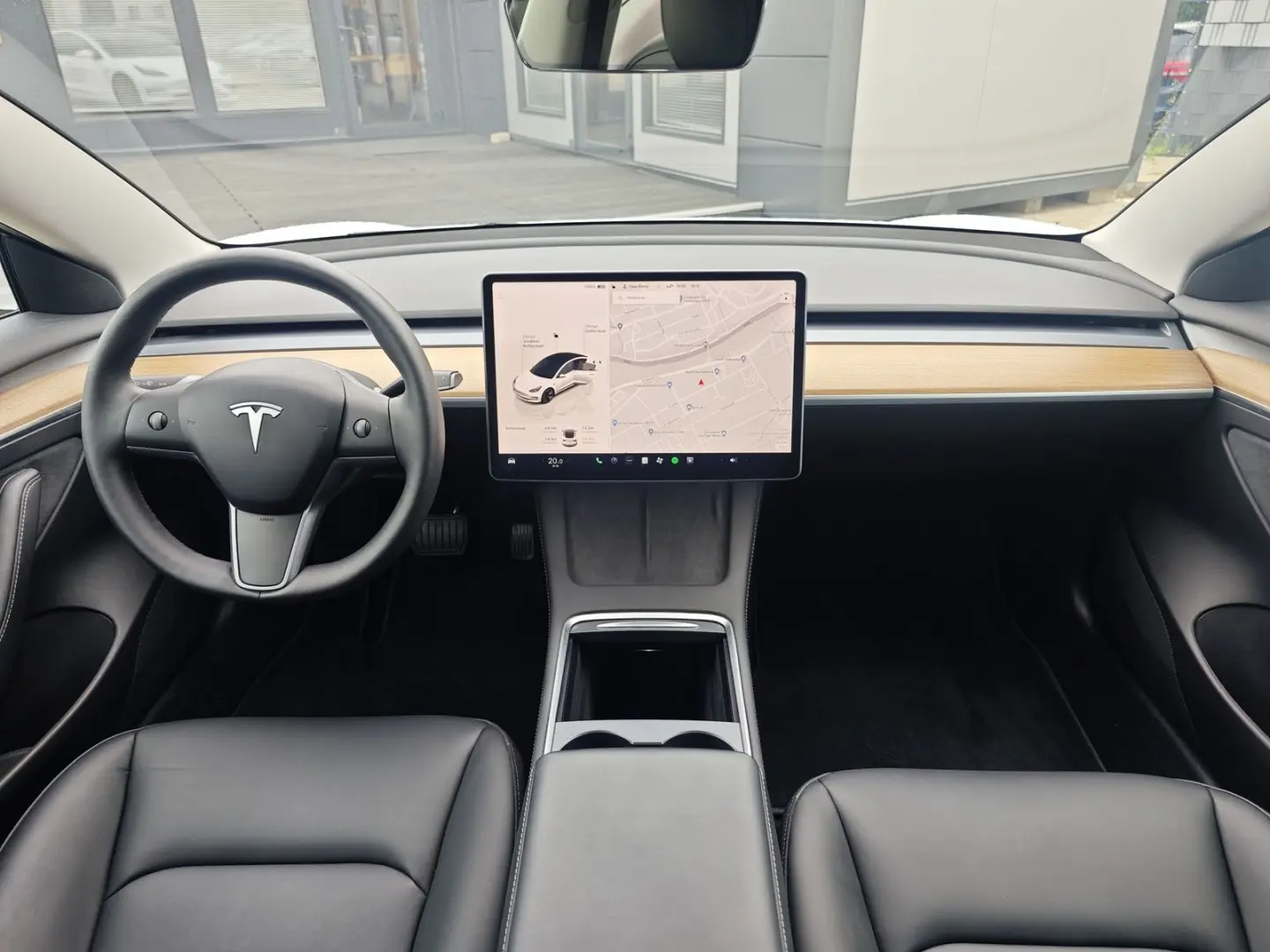 Model 3 RWD BASIS  Autopilot 360  Pano
