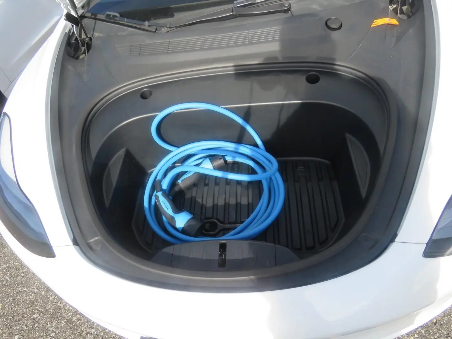 Model 3 RWD BASIS   Autopilot 360  Pano