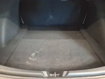 Model 3 Langstreckenbatt. Allradantrieb