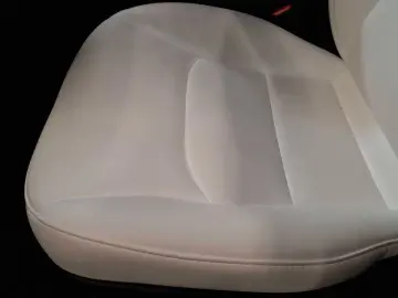 Model 3 Langstreckenbatt. Allradantrieb