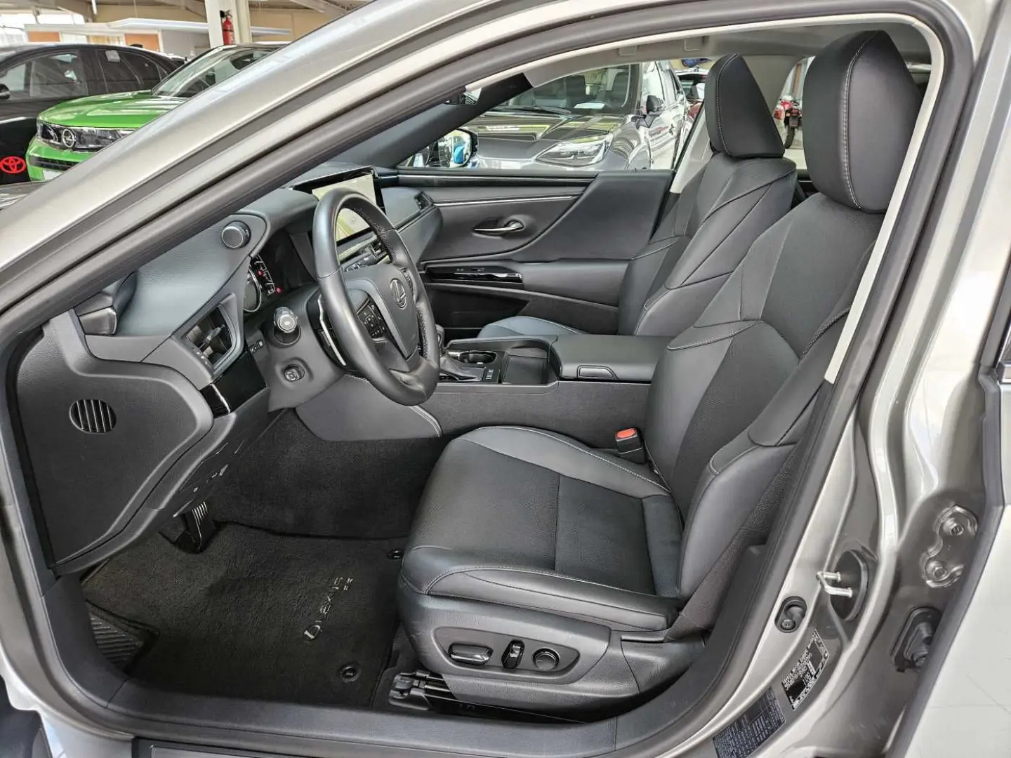 ES 300h Business Line Leder Schiebedach Navi ele