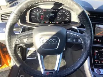 Audi RSQ8 TFSI quattro Matrix LED