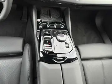 520 I Head Up