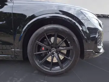 Audi RSQ8 RS Q8 TFSI quattro tiptronic avansat