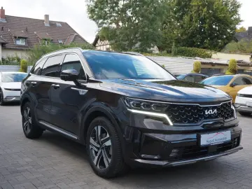 Sorento Platinum 4WD Plug-In Pano BOSE 360 Belüf