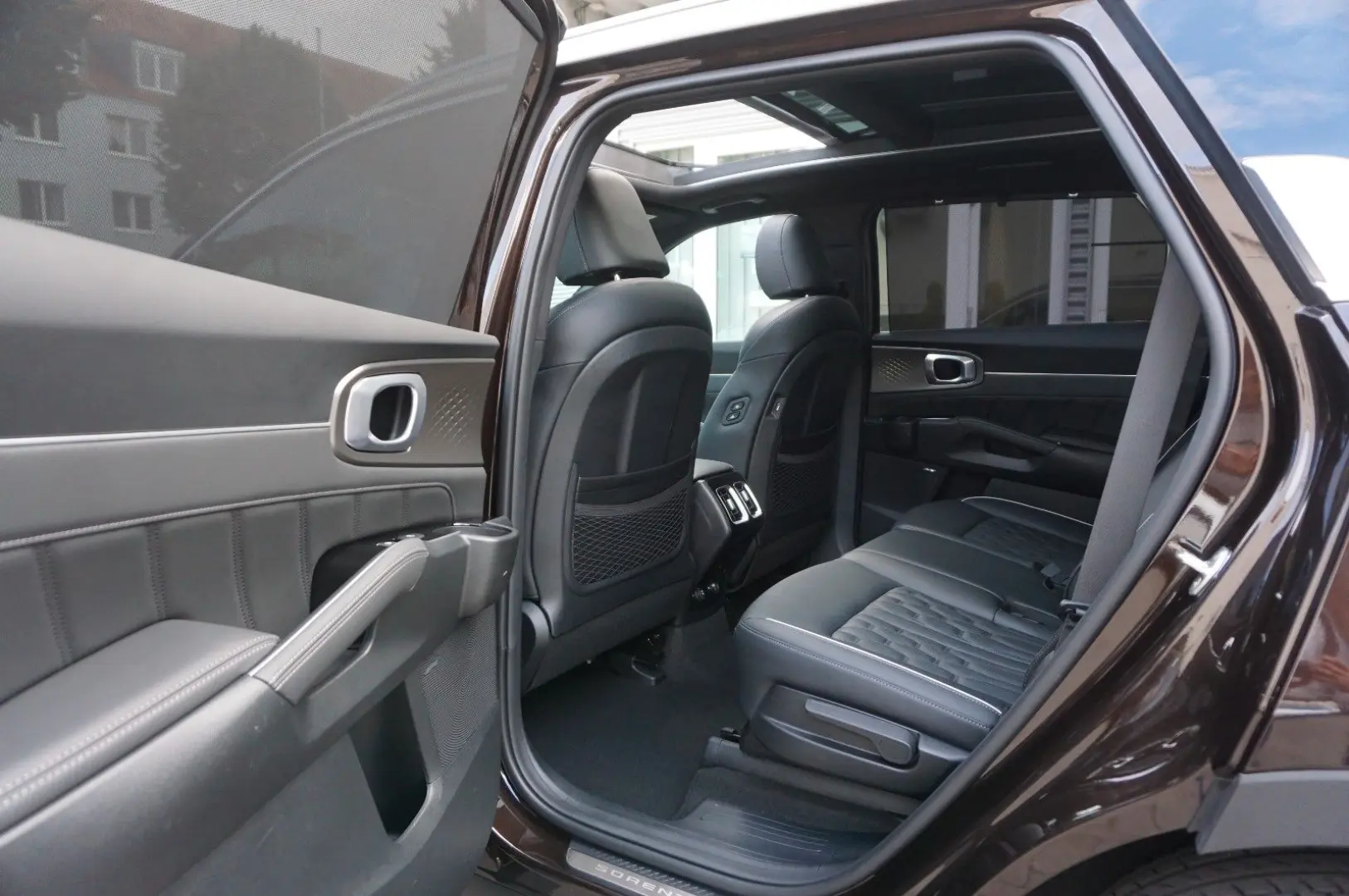Sorento Platinum 4WD Plug-In Pano BOSE 360 Belüf