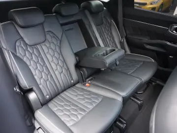 Sorento Platinum 4WD Plug-In Pano BOSE 360 Belüf