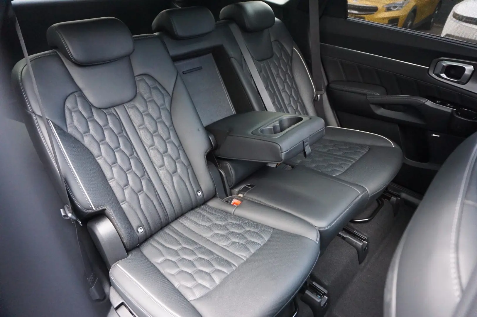 Sorento Platinum 4WD Plug-In Pano BOSE 360 Belüf