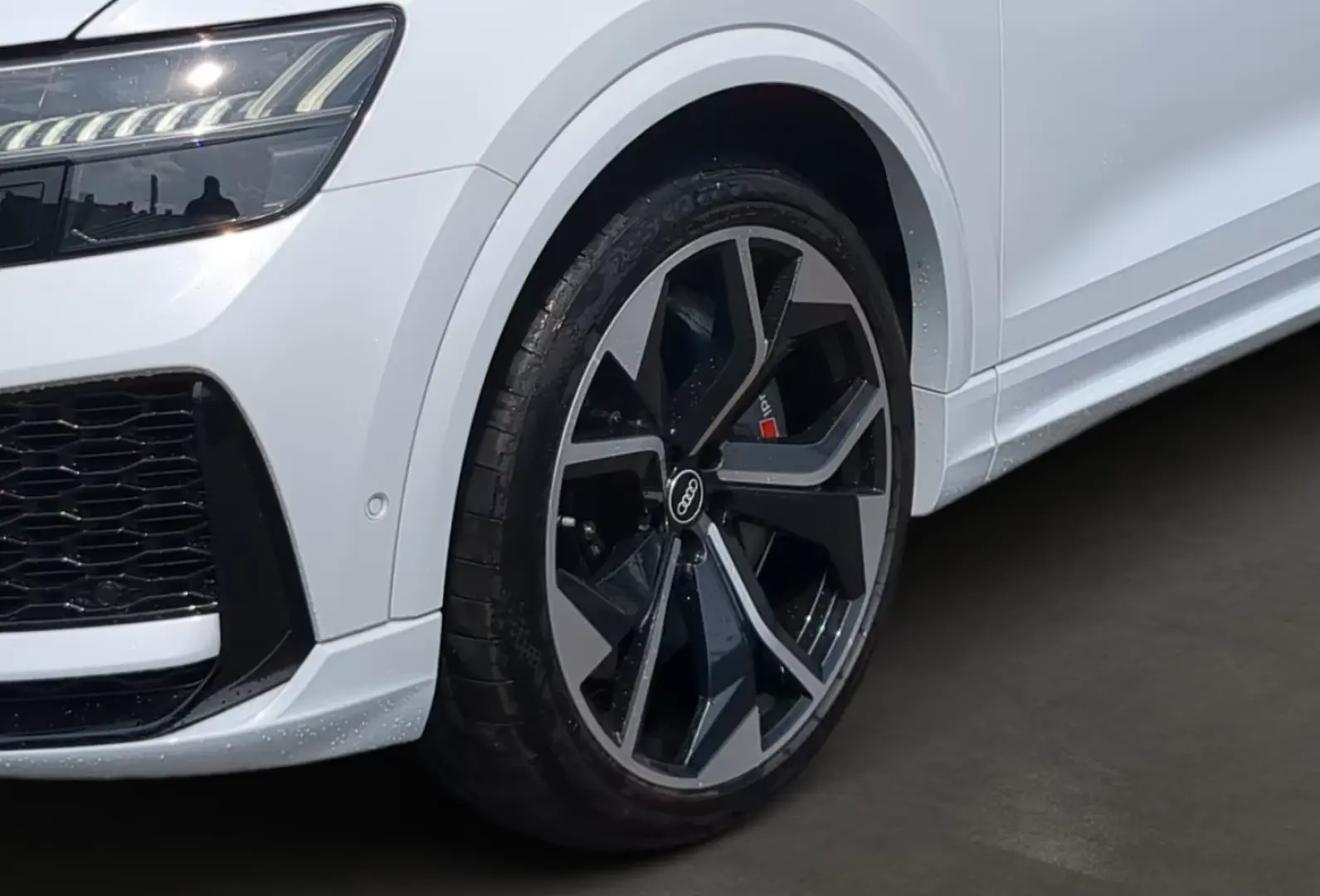 Audi RSQ8 4.0 Scaune sistem de evacuare