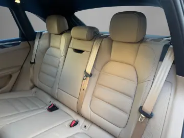 Macan S LUFTF. BOSE 18 WEGE PANOR. STANDHEIZUNG
