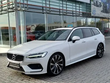 VOLVO V60 2.0 B4 D MHEV 197HP MOMENTUM