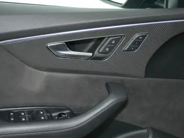 Audi RSQ8 HUD  B & O  360    Matrice HD