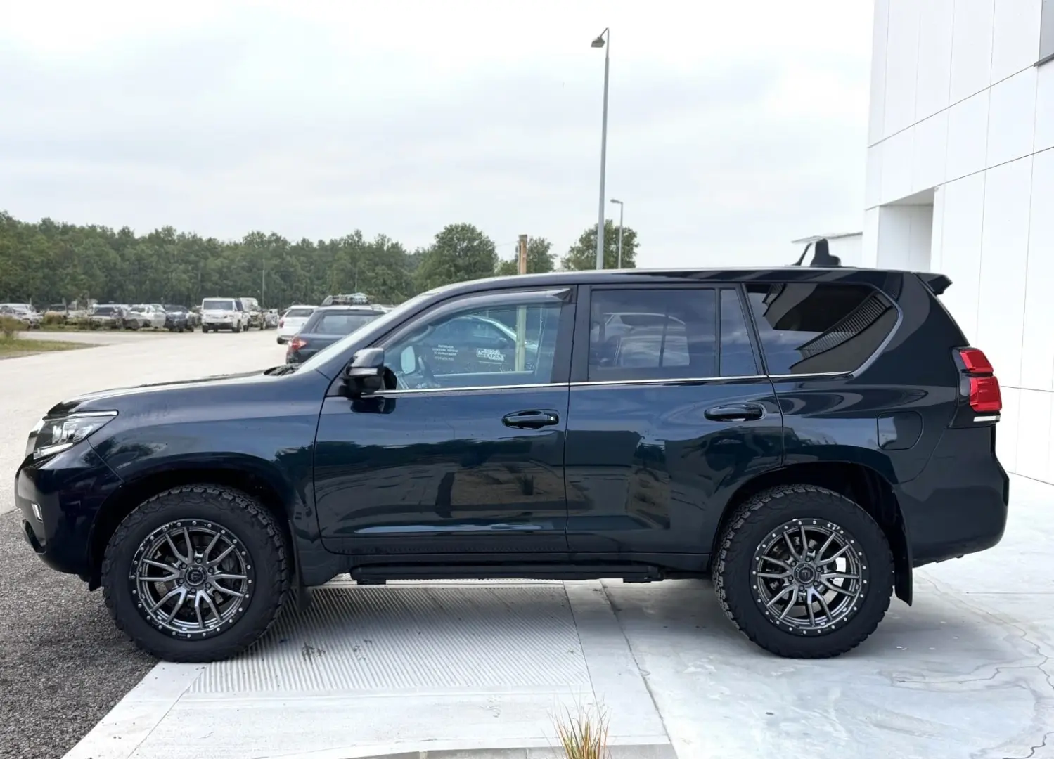 Toyota Land Cruiser 150 2.8D Luxury