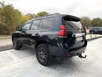 Toyota Land Cruiser 150 2.8D Luxury