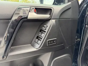 Toyota Land Cruiser 150 2.8D Luxury